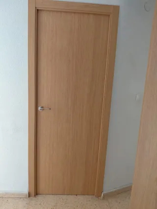 Puerta de madera