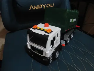 Camión de basura juguete ECO ACCIÓN