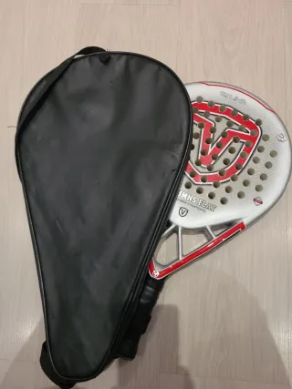Raqueta de pádel Vairo con funda