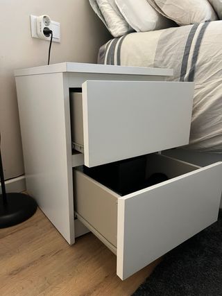 Set di 2 comodini bianchi