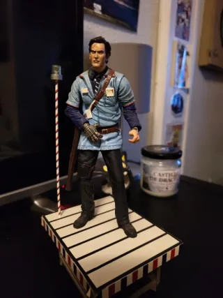 Figura Ash Williams Evil Dead