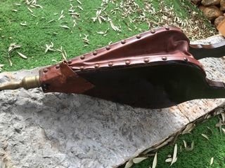 Soplador fuelle chimenea madera y cuero