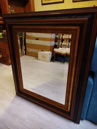 Espejo madera biselado marrón y dorado