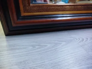 Espejo madera biselado marrón y dorado