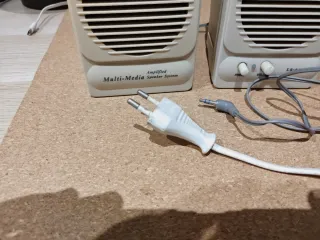 Altavoces para PC retro