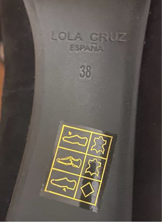 Décolleté scamosciate Lola Cruz