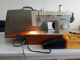 Máquina de coser SIGMA Automatica