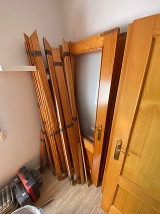 Puertas de madera con solapes