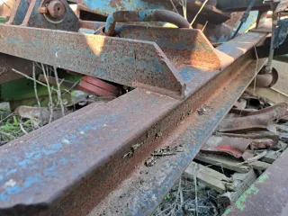 Soporte de pala metálico