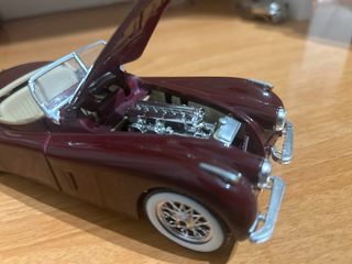 Jaguar XK120 1/24
