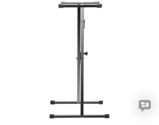 Adam Hall SKS 04 Soporte Teclado Negro