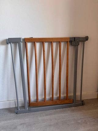 Barrera seguridad madera y metal