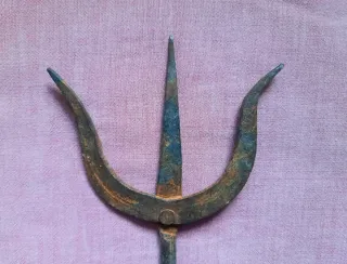 Tridente de India antiguo