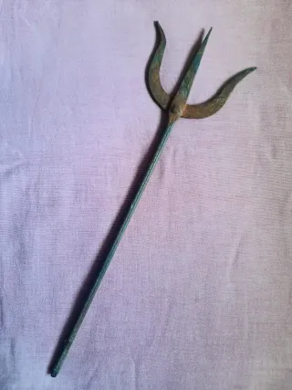 Tridente de India antiguo