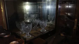 Mueble bar antiguo madera y metal