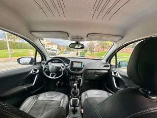 Peugeot 2008 1.2 Gasolina 110cv.