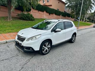 Peugeot 2008 1.2 Gasolina 110cv.