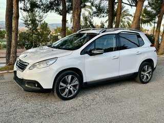 Peugeot 2008 1.2 Gasolina 110cv.