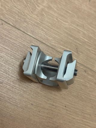 Pentaclip Brompton Cierre Sillín