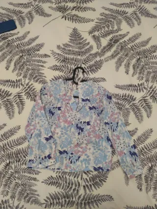 Blusa flores 8-9 años