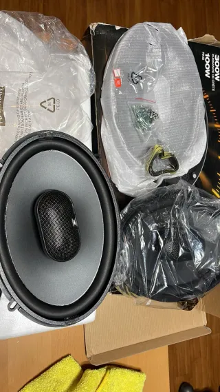 Altavoces JBL GTO 939