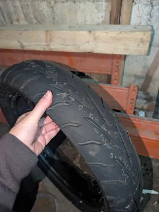 Neumático Dunlop ArrowMax GT-601 120/80-17