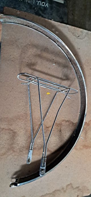 Trasportin/ portaequipajes y guardabarrosb BH Gace