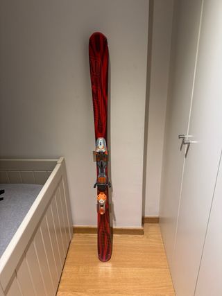 Esquís Scott P3 155cm con fijaciones