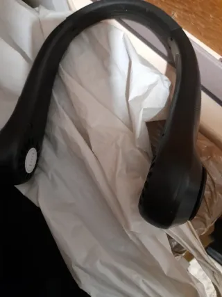 Ventilador de cuello negro