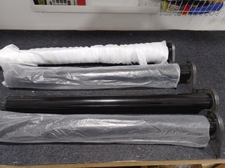 Pata metálica para mostrador o mesa