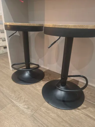 Taburetes Regulables Estilo Industrial