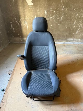 Asientos Peugeot Bipper