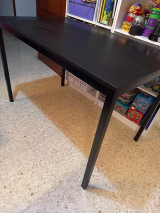 Mesa Negra Madera y Metal
