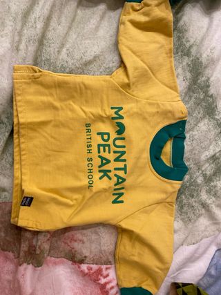 Uniforme Mountain Peak British School