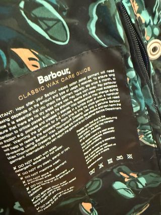 Chaqueta Barbour Negra Encerada Talla M