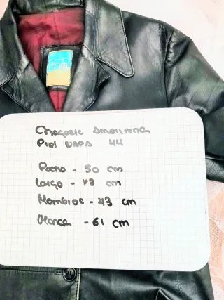 Chaqueta de piel napa. Leather Jacket.