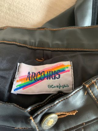 Pantalón mujer cuero y ante sintético negro