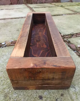 Centro de Mesa de madera. Jardinera. Hecho a mano.