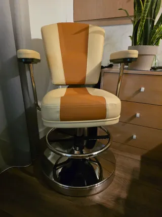 Silla giratoria decorativa con ruedas