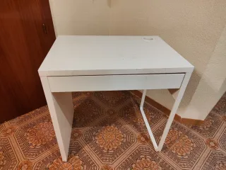 Mesa de estudio blanca 50x73