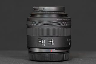 Obiettivo Canon RF 35mm F1.8 Macro IS STM