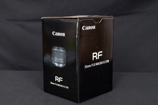 Obiettivo Canon RF 35mm F1.8 Macro IS STM