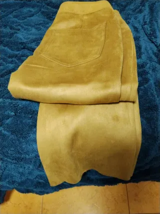 Pantalones beige/marrón anchos