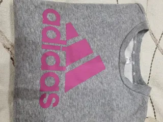 Sudadera Adidas Gris con Logo Rosa