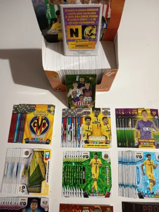 Lote 425 SIN REPETIR+INVENCIBLE Adrenalyn XL 25-26