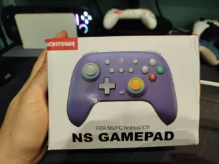 Mando Switch Estilo Gamecube Morado