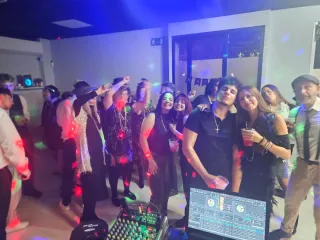 DJ/Disco Móvil/Eventos