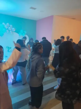 DJ/Disco Móvil/Eventos