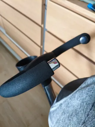 Triciclo Kinderkraft gris