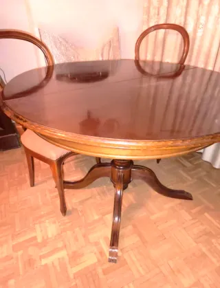 2 Sillas Comedor Madera y Cuero Marrón